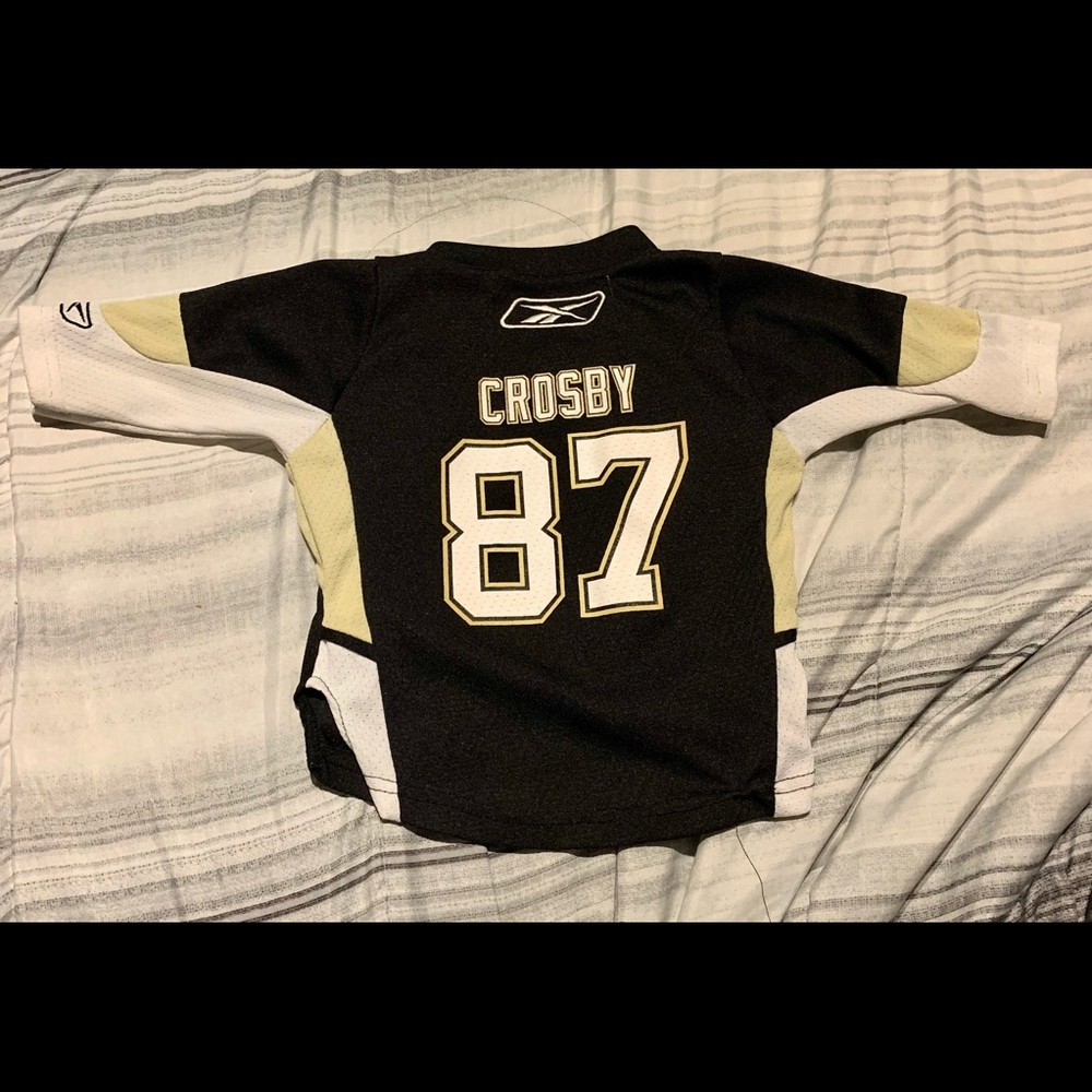 Sidney Crosby jersey for infant 12 to 24 months!!